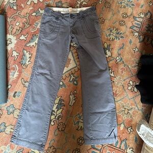 Gray blue low rise bootcut pants with a great fit, incredible detail